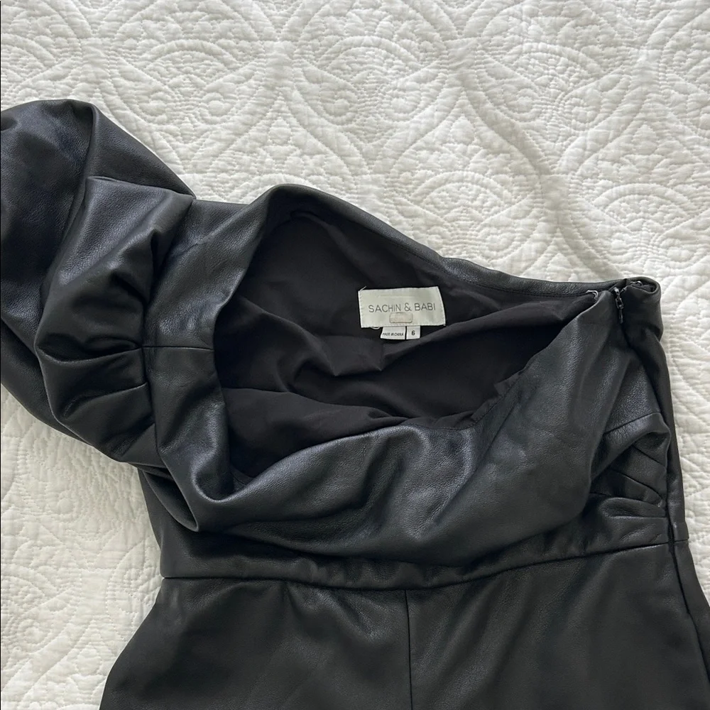 Sachin + Babi Jagger Black One-Shoulder Jumpsuit - Picture 4 of 9